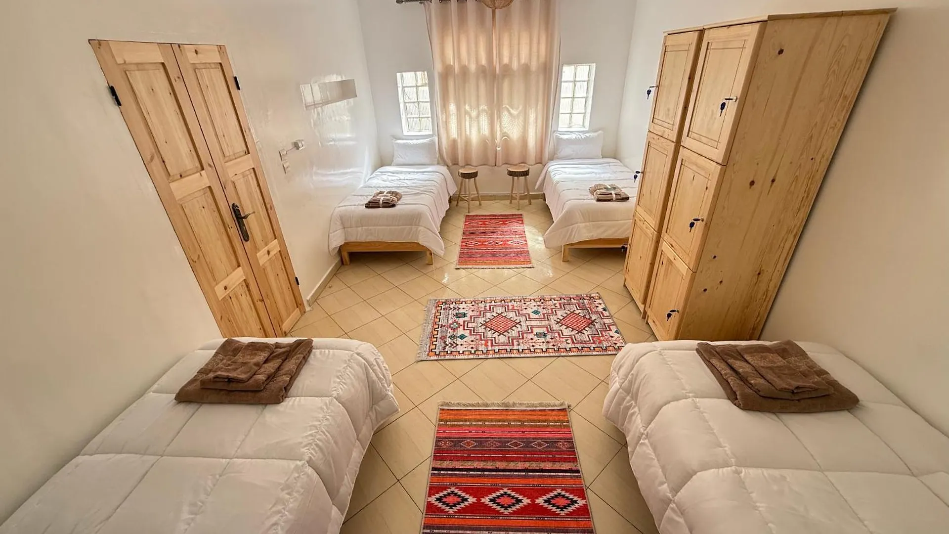 Orange Surf House Vandrarhem Agadir